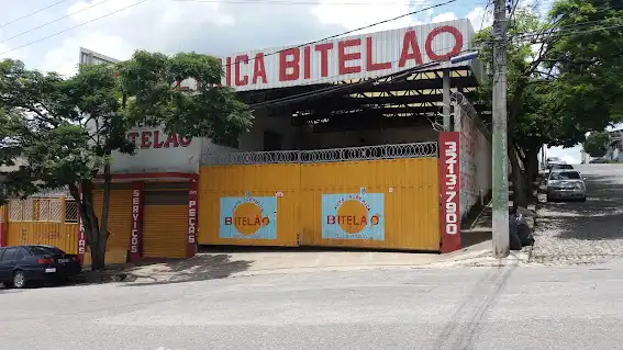 Caminhão em atendimento na Auto Elétrica Bitelão, que atende linha leve e pesada em Divinópolis-MG
