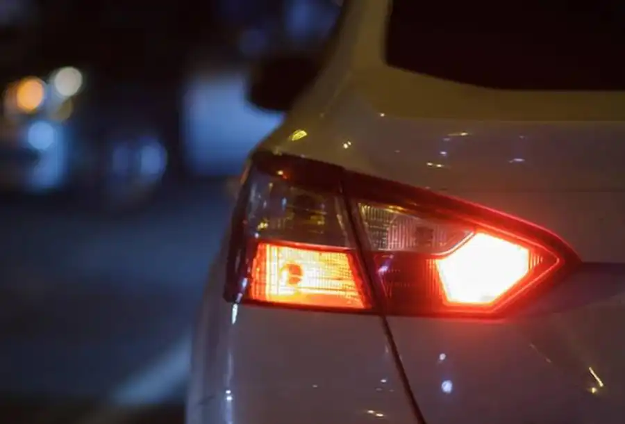 Lanternas automotivas para reposição